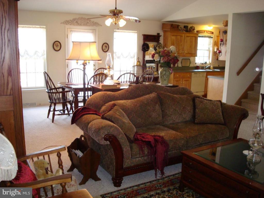 329 Rexmont Road Lebanon, PA 17042 - Photo 5 of 6 Gallery Image 5