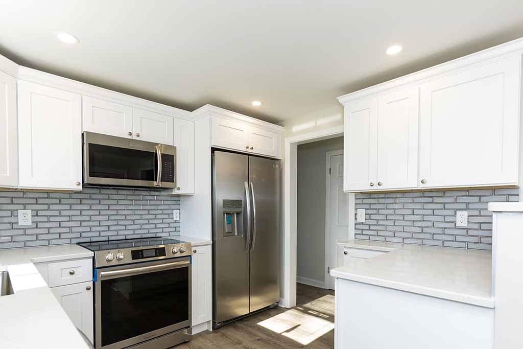 79 Duncan Road Warwick, RI 02886 - Photo 4 of 20