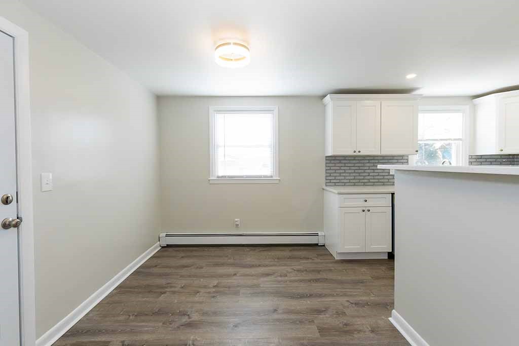 79 Duncan Road Warwick, RI 02886 - Photo 6 of 20