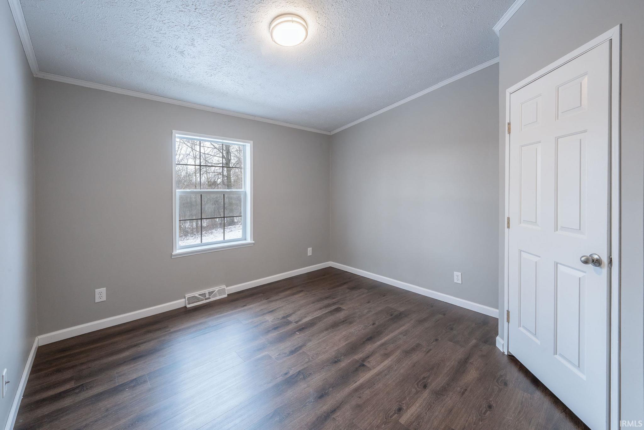 9710 Auburn Road Fort Wayne, IN 46825 - Photo 20 of 36 Gallery Image 20