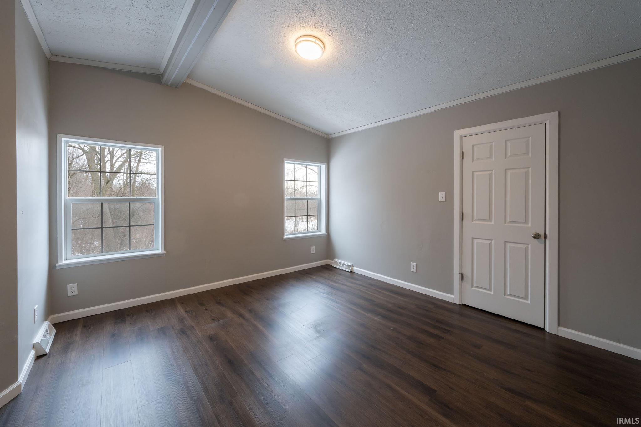 9710 Auburn Road Fort Wayne, IN 46825 - Photo 23 of 36 Gallery Image 23
