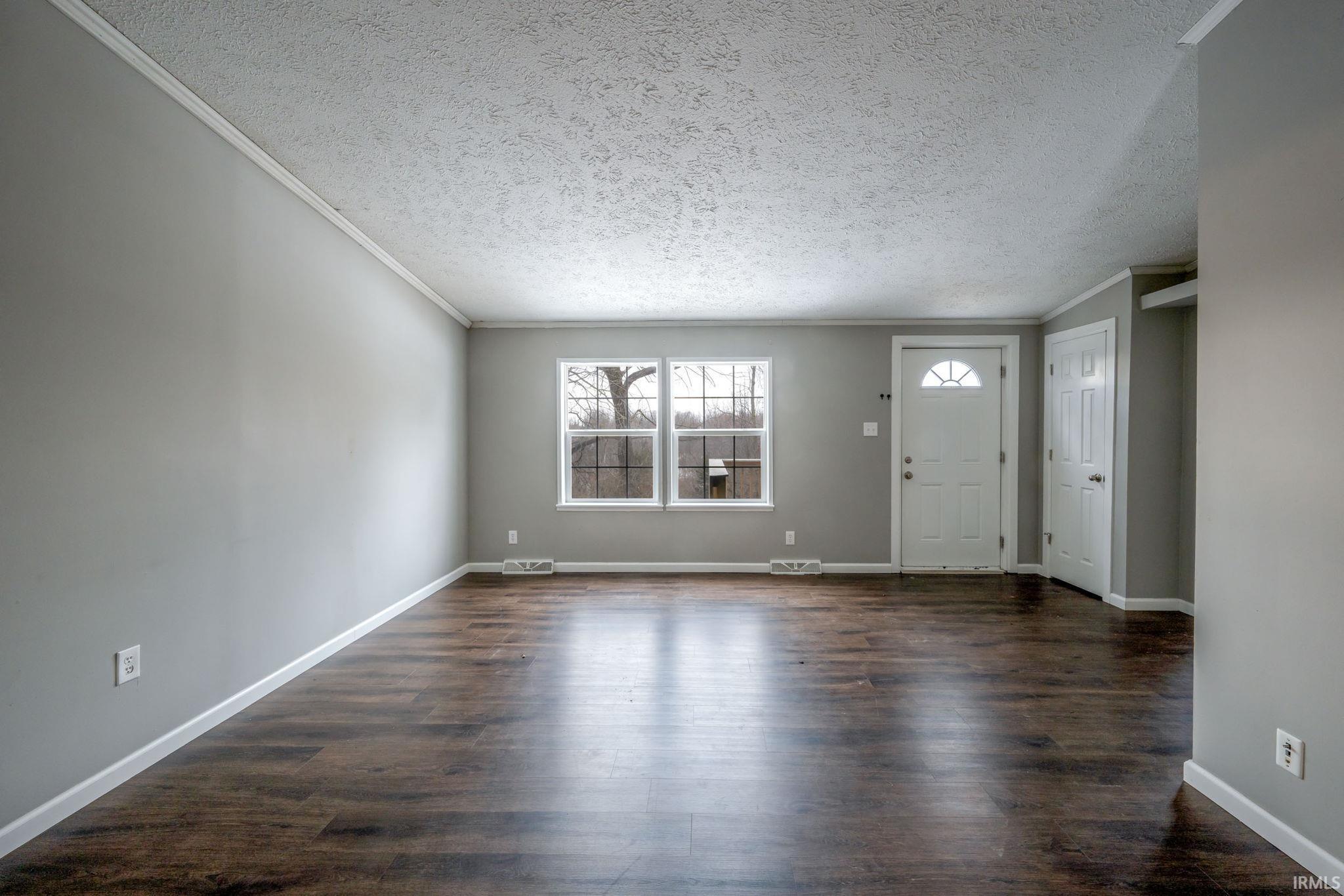 9710 Auburn Road Fort Wayne, IN 46825 - Photo 25 of 36 Gallery Image 25
