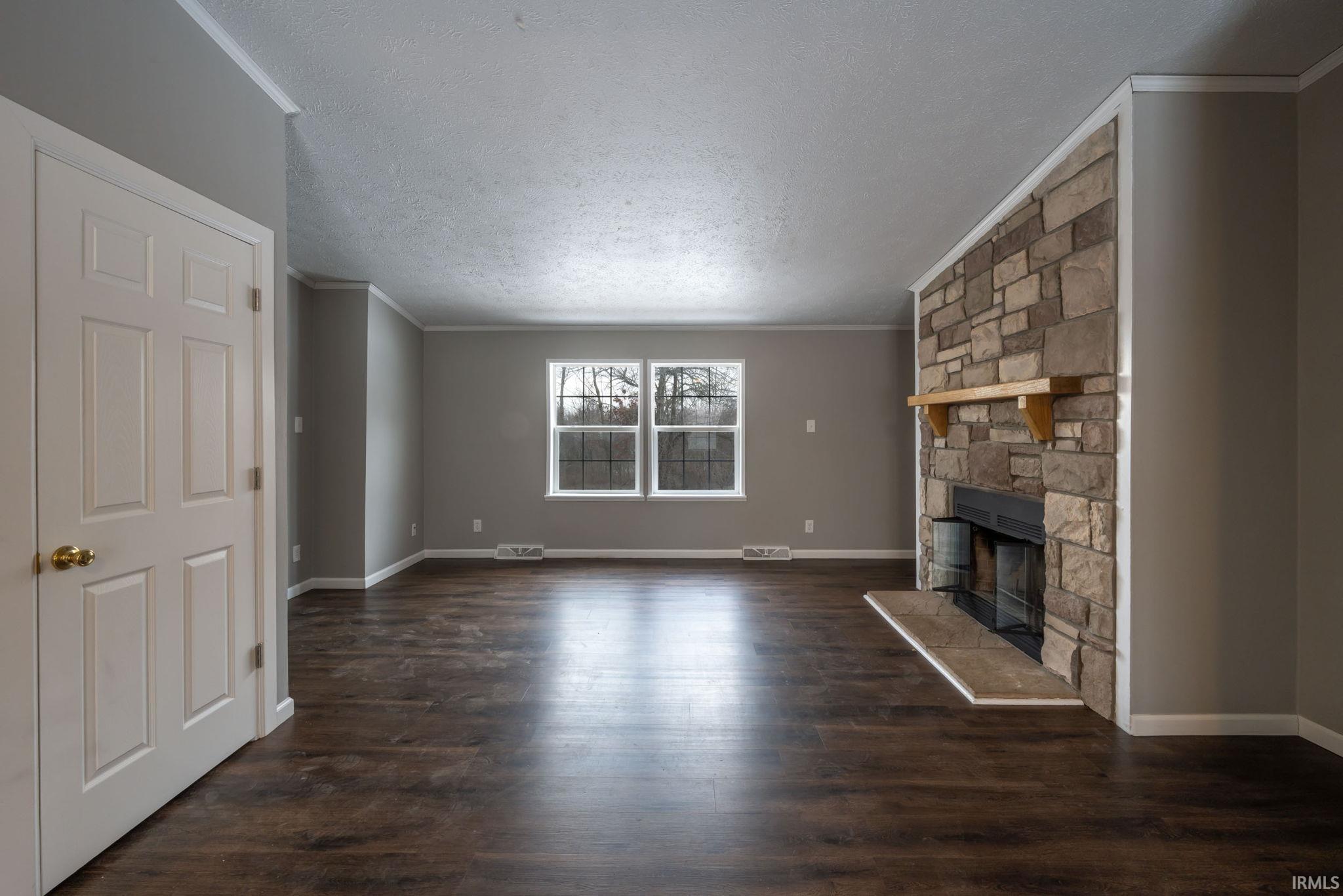 9710 Auburn Road Fort Wayne, IN 46825 - Photo 28 of 36 Gallery Image 28