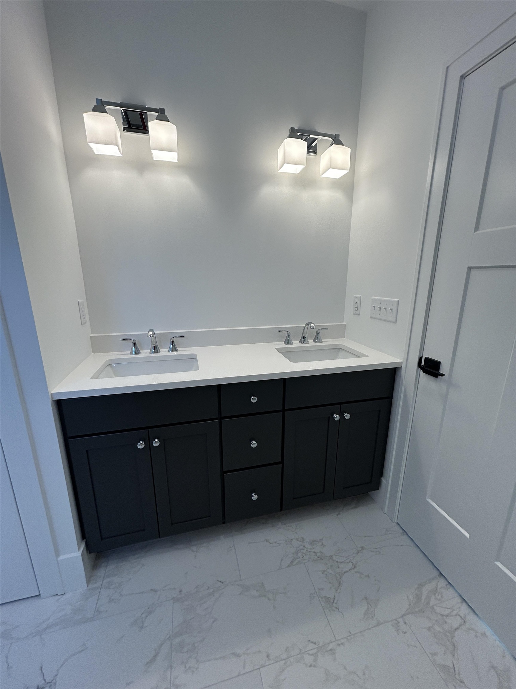 32 Sage Drive, Unit 16 Hampton, NH 03842 - Photo 7 of 34