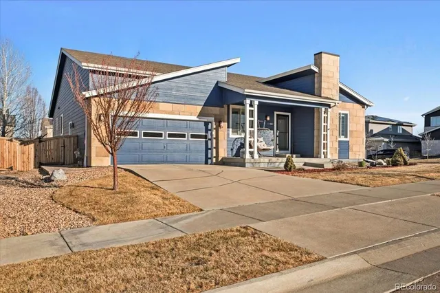 a view of a house with street