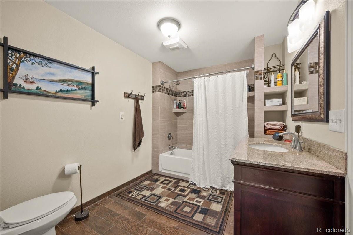 1313 Single Tree Lane Erie, CO 80516 - Photo 29 of 50