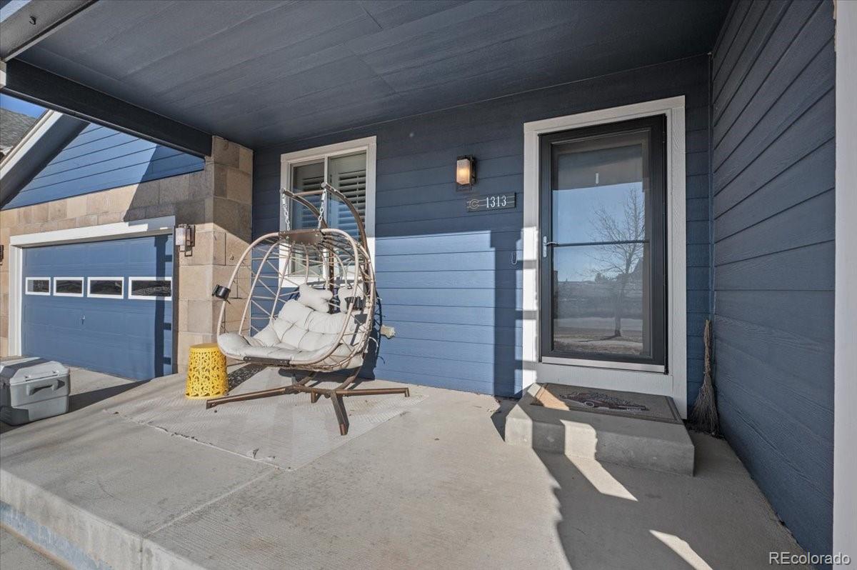 1313 Single Tree Lane Erie, CO 80516 - Photo 3 of 50