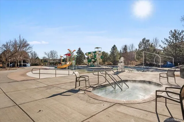 a view of houses with a outdoor space