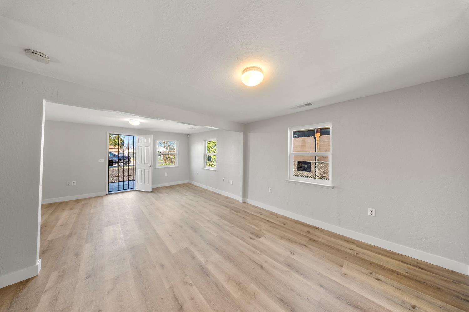 408 Thrasher Avenue Modesto, CA 95354 - Photo 12 of 25