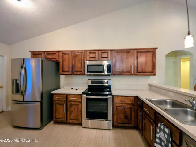 $329,900 | 1264 Winding Brook Court, Middleburg, FL 32068