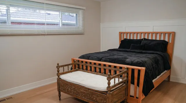 $659,000 | 103 East Berkshire Lane, Mount Prospect, IL 60056