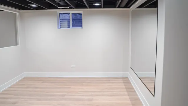 $659,000 | 103 East Berkshire Lane, Mount Prospect, IL 60056