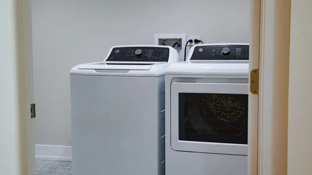 $659,000 | 103 East Berkshire Lane, Mount Prospect, IL 60056