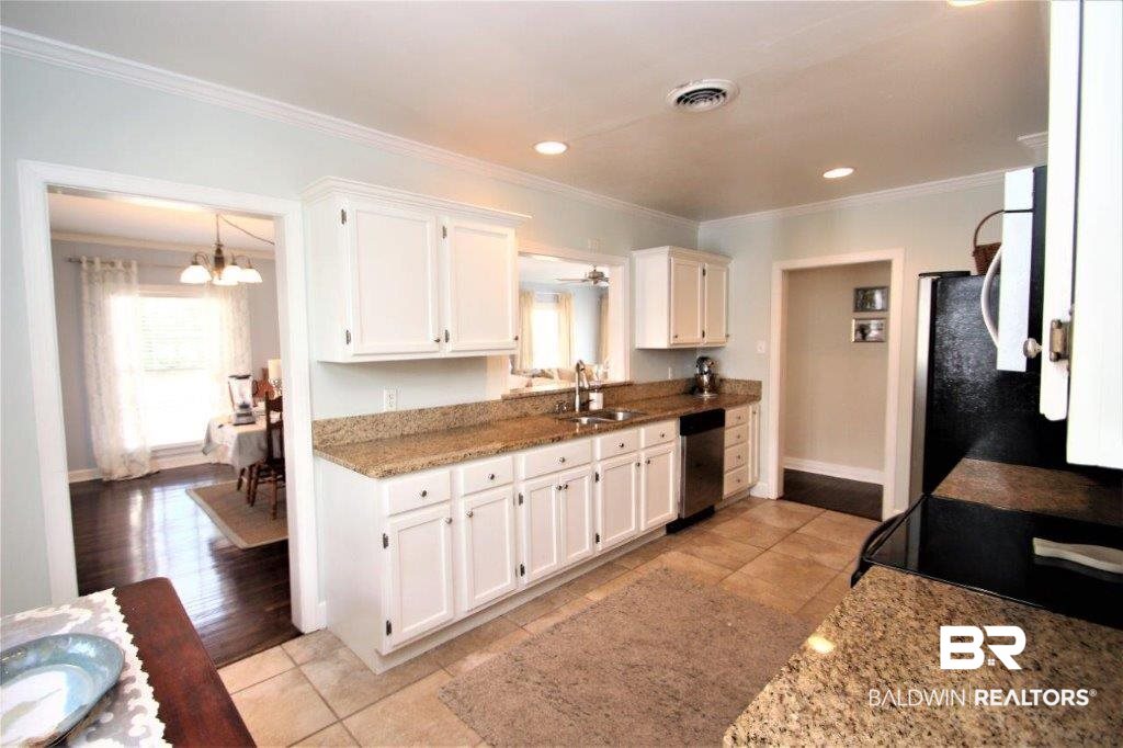 4212 Packingham Drive Mobile, AL 36609 - Photo 7 of 18