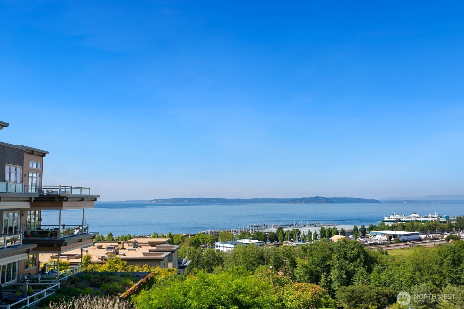 55 Pine Street, Unit 309 Edmonds, WA 98020 - Photo 5 of 40