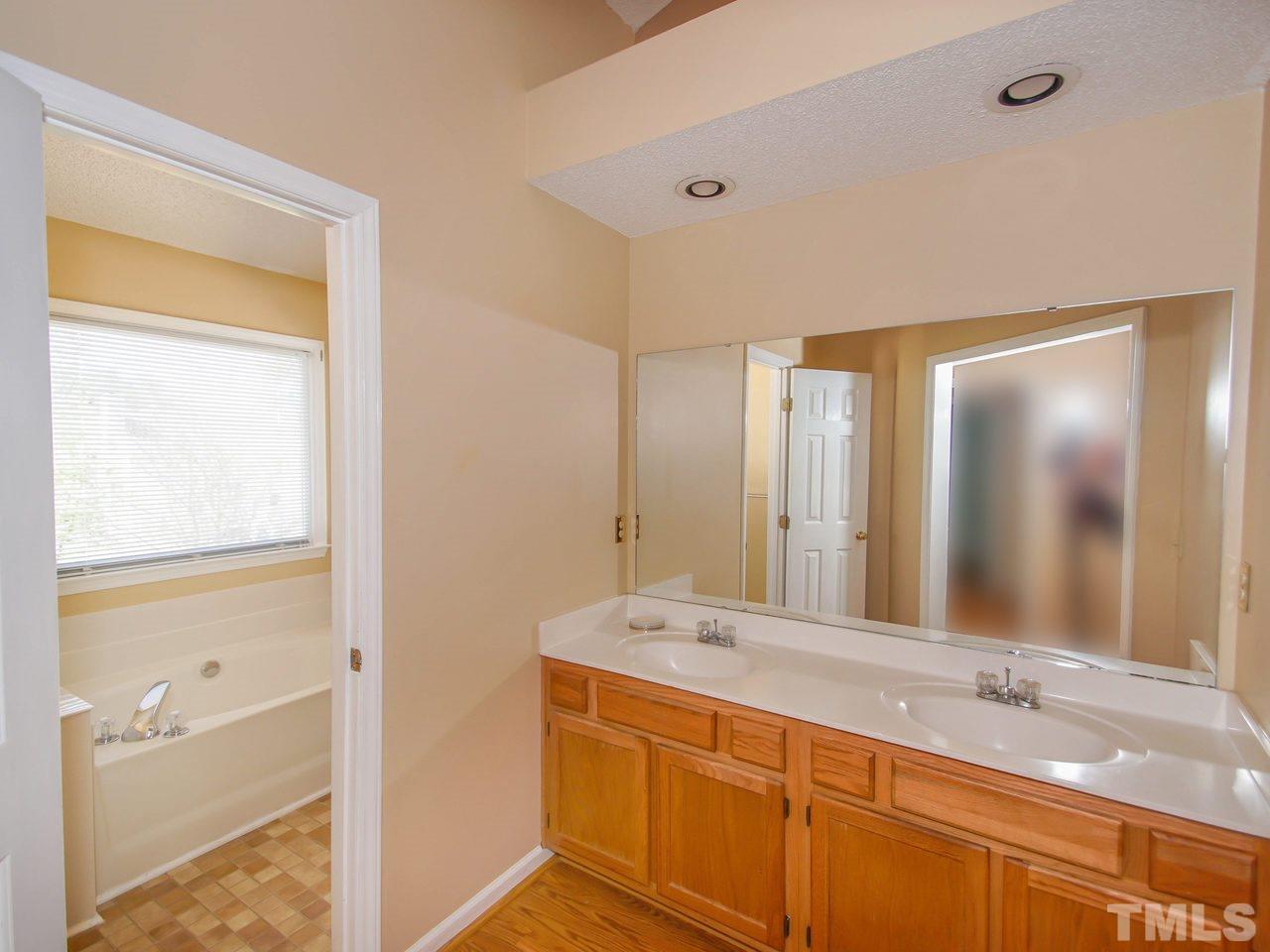 809 Angel Fire Court Raleigh, NC 27610 - Photo 14 of 25 Gallery Image 14