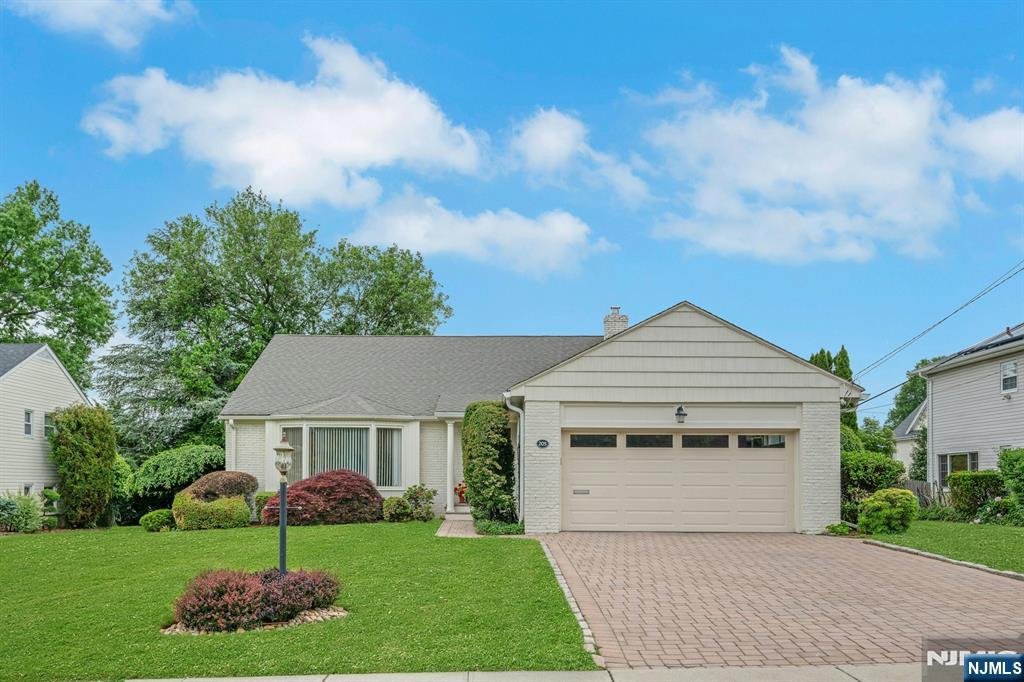 205 Haddenfield Road Clifton, NJ 07013 - Photo 2 of 29