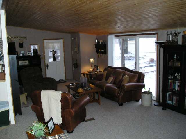 1594 Hickory Point Road Metamora, IL 61548 - Photo 5 of 9 Gallery Image 5