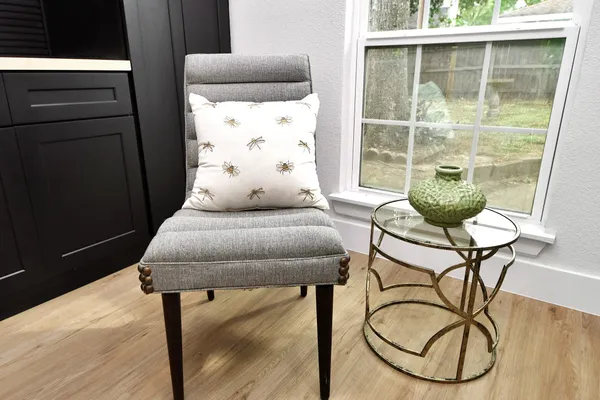 $4,800 | 5614 Oakhaven Lane, Houston, TX 77091