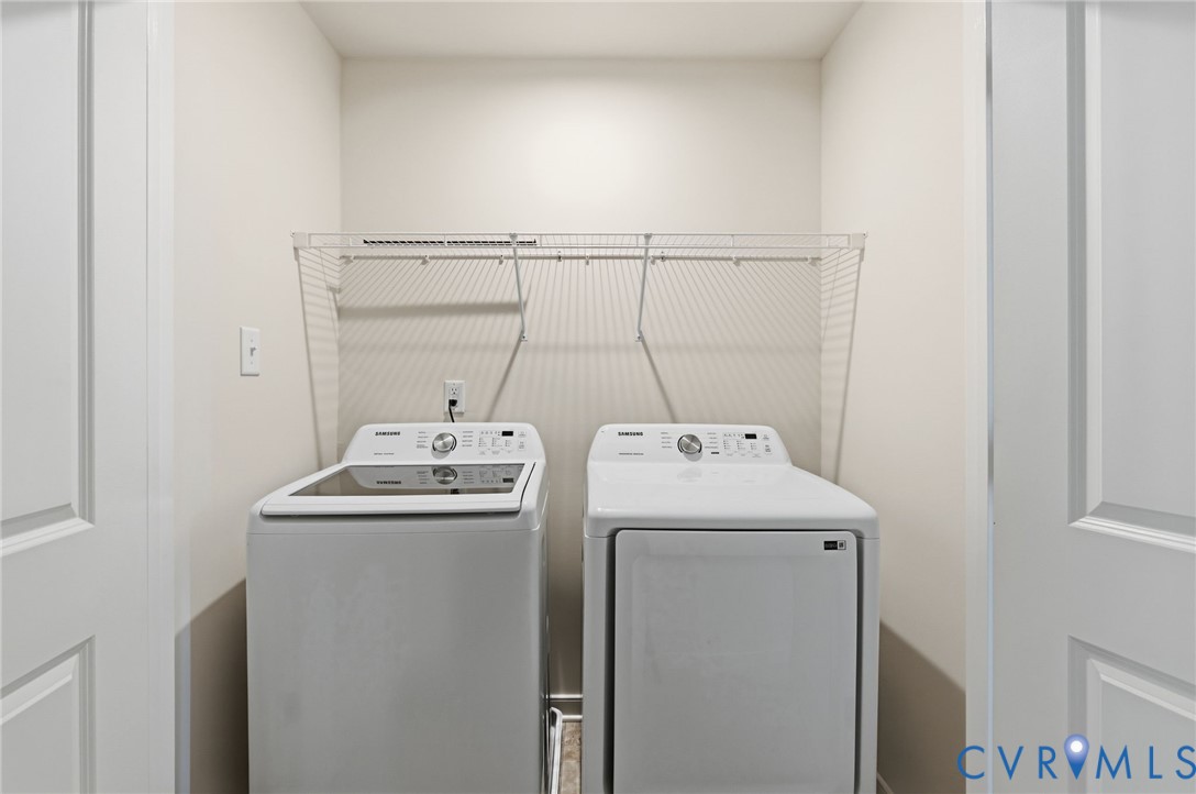 1925 Kennington Park Road Aylett, VA 23009 - Photo 23 of 32 a utility room with dryer and washer