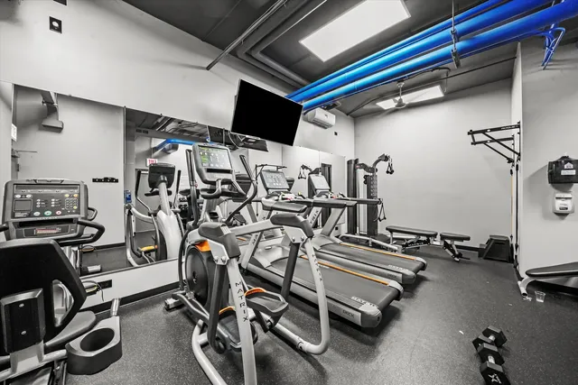 $325,000 | 247 East Chestnut Street, Unit 502, Chicago, IL 60611