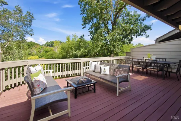 $795,000 | 1797 Silverado Trail, Unit 1, Napa, CA 94558