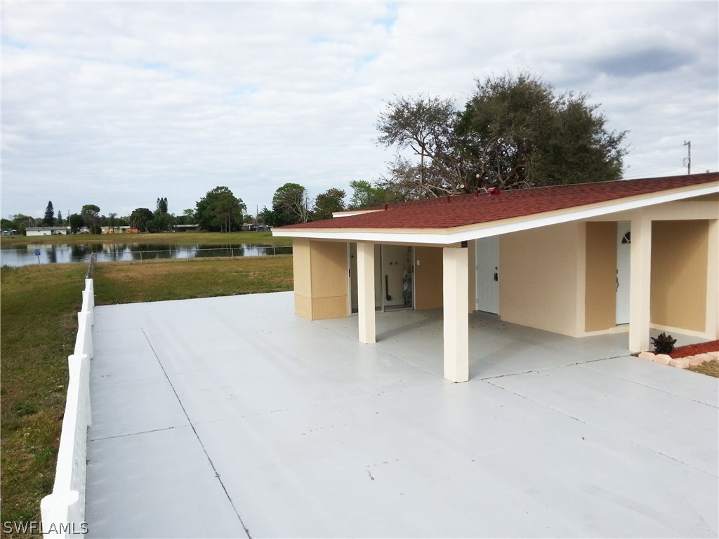 105 Oregon Road West Lehigh Acres, FL 33936 - Photo 5 of 24 Gallery Image 5