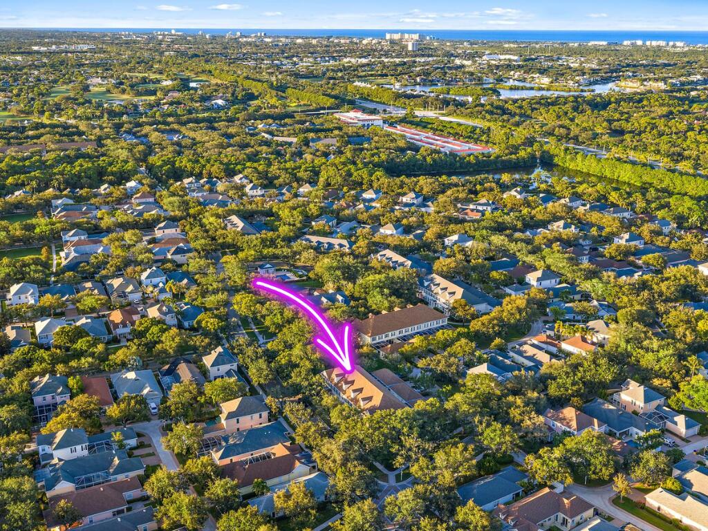 277 New Haven Boulevard Jupiter, FL 33458 - Photo 12 of 36 an aerial view of residential houses with outdoor space
