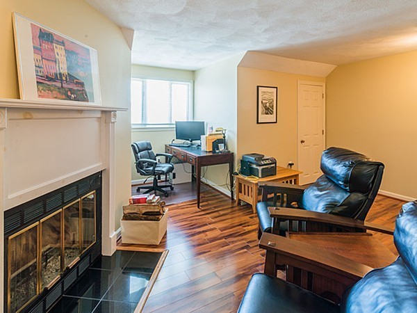 11 Oak Ridge Drive, Unit 6 Maynard, MA 01754 - Photo 19 of 28 Gallery Image 19