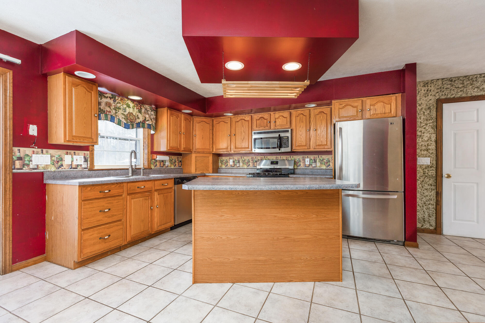 203 Center Road Gray, ME 04039 - Photo 6 of 47 Kitchen-2