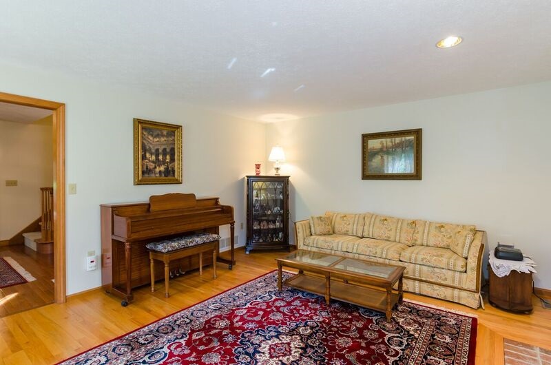 8 Castleton Court Merrimack, NH 03054 - Photo 16 of 40