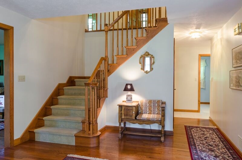 8 Castleton Court Merrimack, NH 03054 - Photo 4 of 40