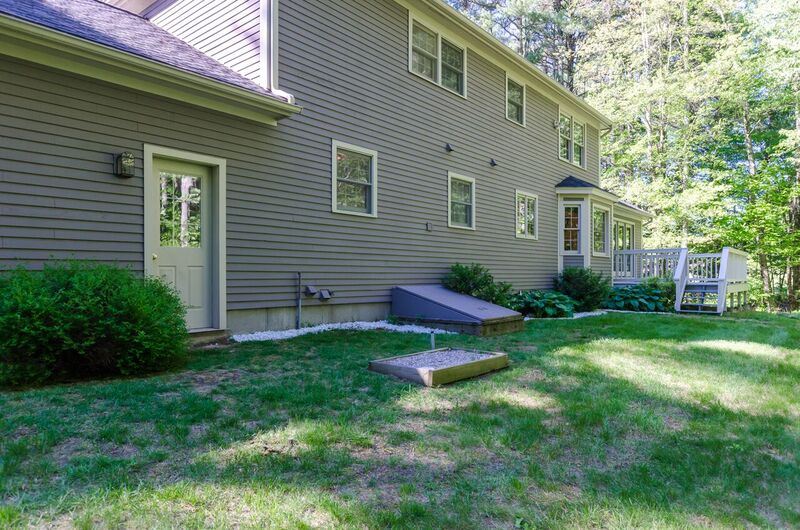 8 Castleton Court Merrimack, NH 03054 - Photo 33 of 40