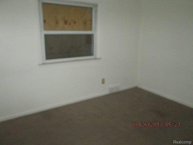 13955 Rutland Street Detroit, MI 48227 - Photo 6 of 14 Rutland bed 1.JPG