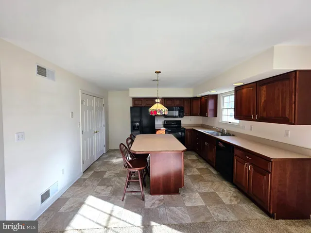 $1,800 | 127 North Main Street, North East, MD 21901