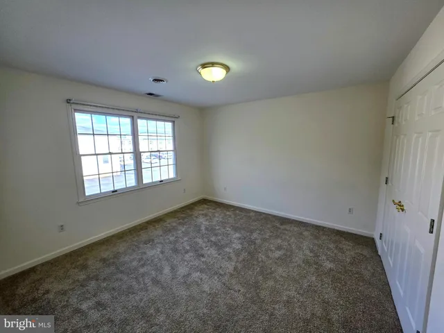 $1,800 | 127 North Main Street, North East, MD 21901