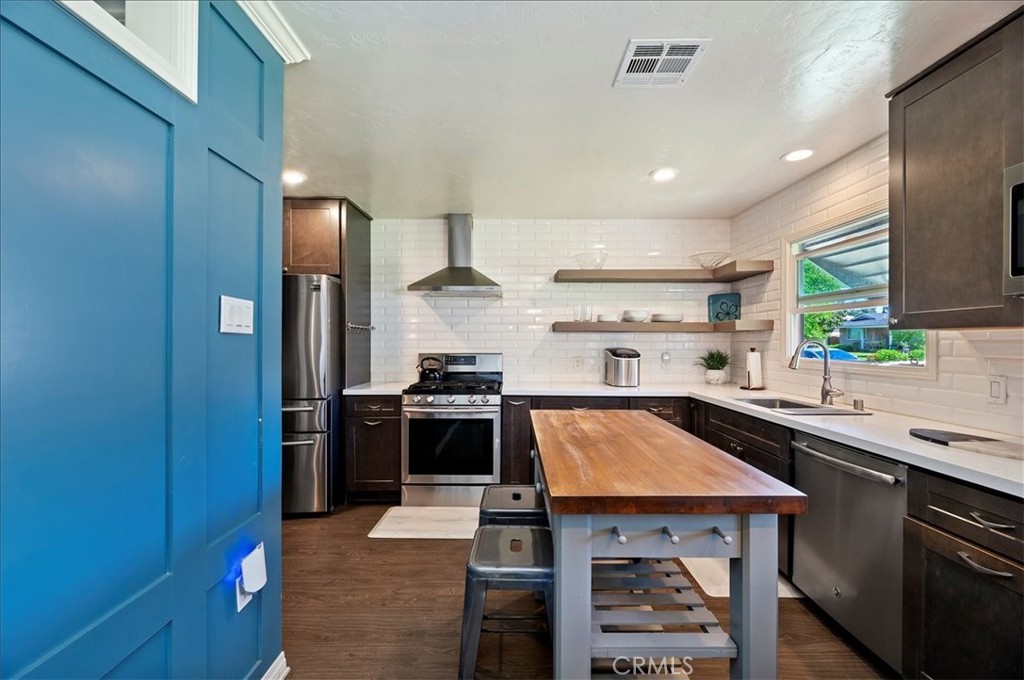 4883 El Molino Avenue Riverside, CA 92504 - Photo 13 of 36