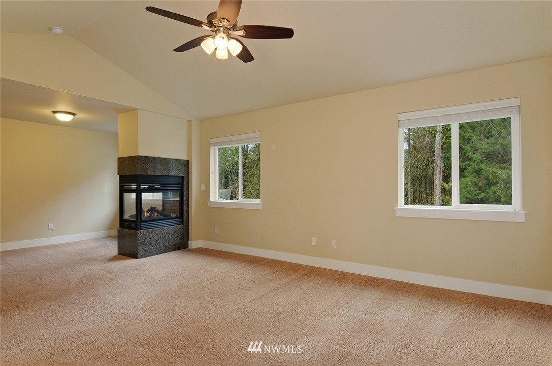 13456 191st Avenue Southeast Renton, WA 98059 - Photo 12 of 24 Gallery Image 12