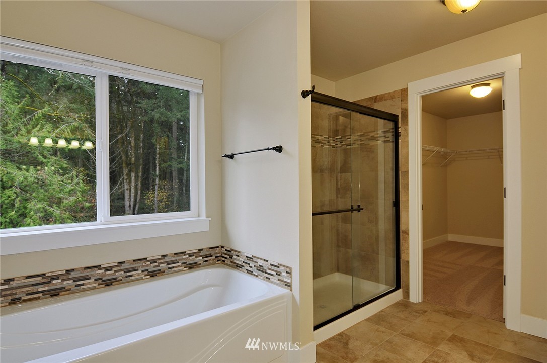 13456 191st Avenue Southeast Renton, WA 98059 - Photo 14 of 24 Gallery Image 14