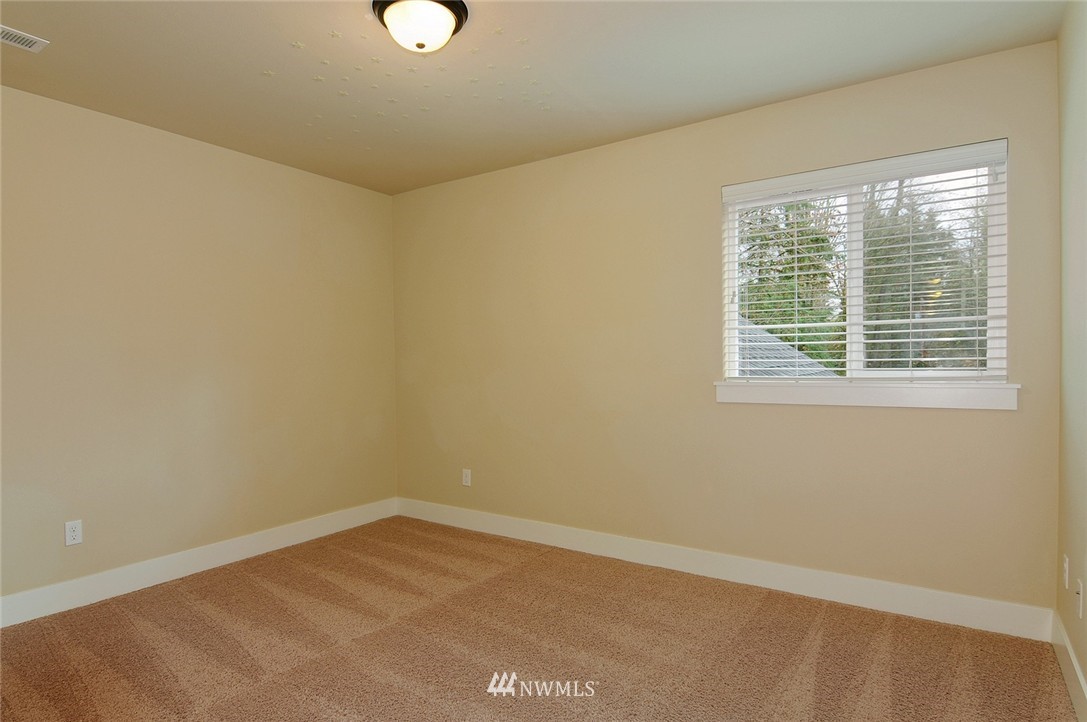 13456 191st Avenue Southeast Renton, WA 98059 - Photo 18 of 24 Gallery Image 18