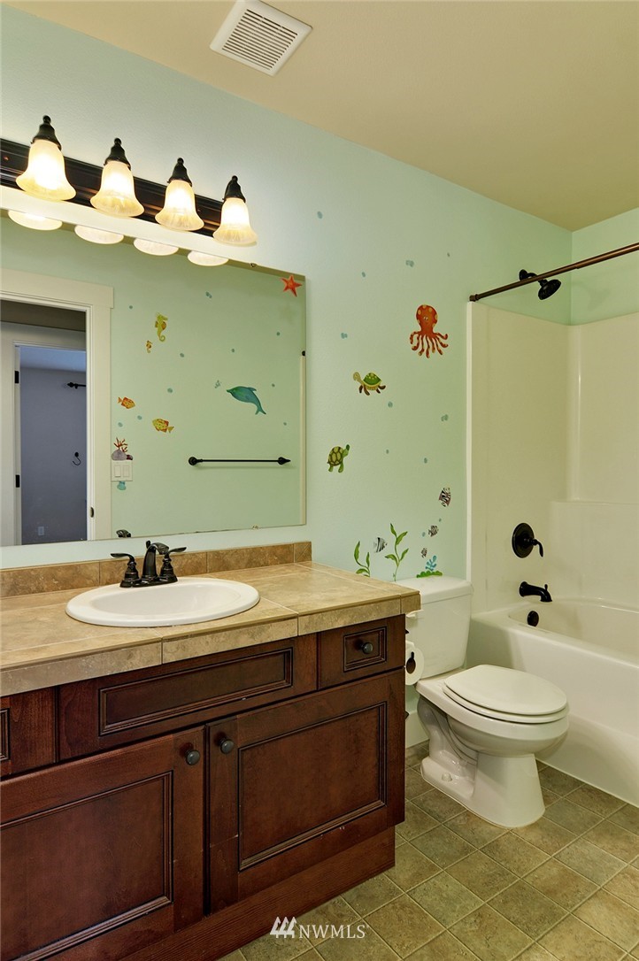 13456 191st Avenue Southeast Renton, WA 98059 - Photo 19 of 24 Gallery Image 19