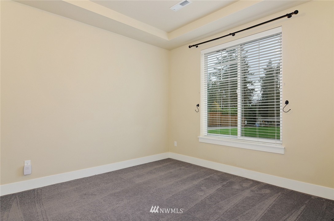 13456 191st Avenue Southeast Renton, WA 98059 - Photo 3 of 24 Gallery Image 3