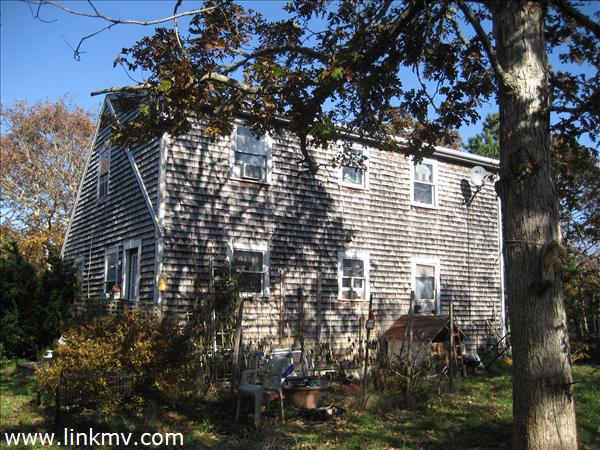 56 Saddle Club Road Edgartown, MA 02539 - Photo 2 of 4 http://d1qzqeyxiitrap.cloudfront.net/photos/22283/600/8500c585.jpg