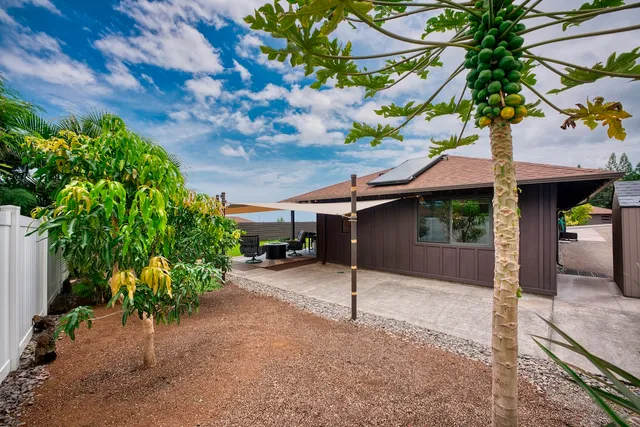 $1,050,000 | 73-958 Kukuinui Place, Kailua-Kona, HI 96740