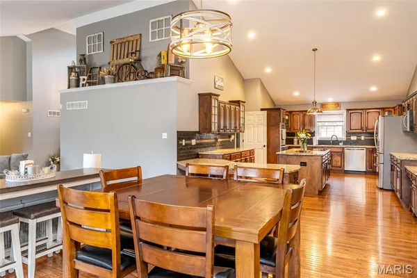 $1,300,000 | 130 Valley Oaks Lane, Union, MO 63084