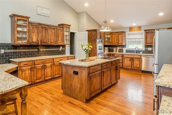 $1,300,000 | 130 Valley Oaks Lane, Union, MO 63084