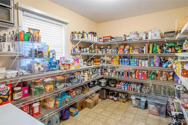 $1,300,000 | 130 Valley Oaks Lane, Union, MO 63084