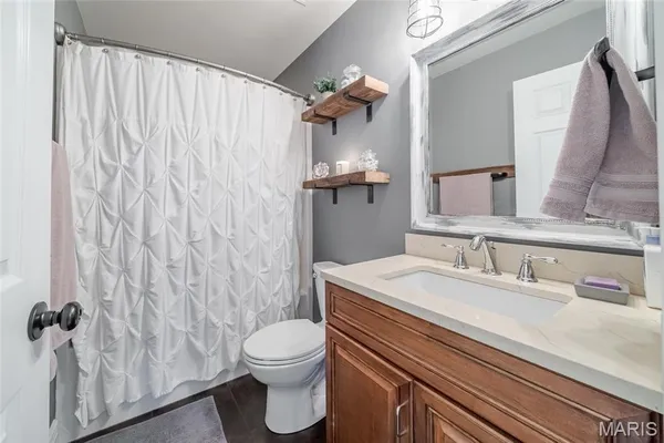 $1,300,000 | 130 Valley Oaks Lane, Union, MO 63084