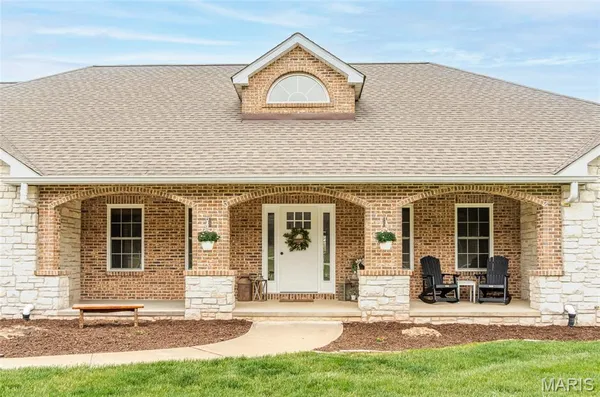 $1,300,000 | 130 Valley Oaks Lane, Union, MO 63084