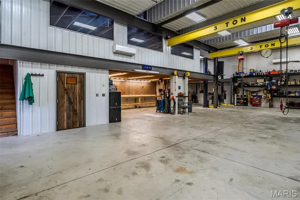 $1,300,000 | 130 Valley Oaks Lane, Union, MO 63084